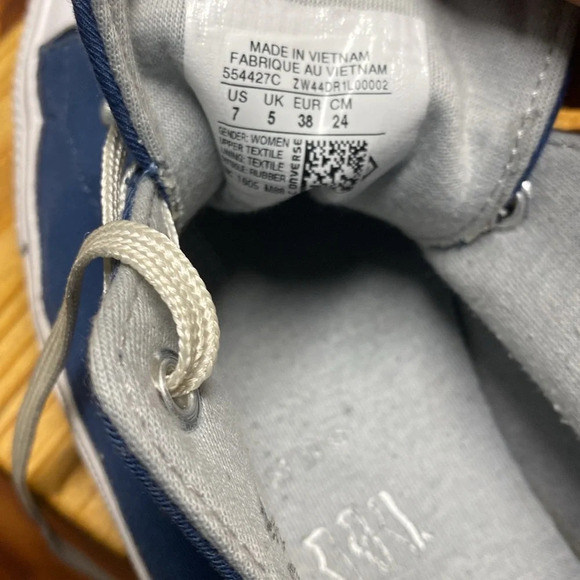 Converse Chuck Taylor All Star Canvas Size 7 - Picture 10 of 10